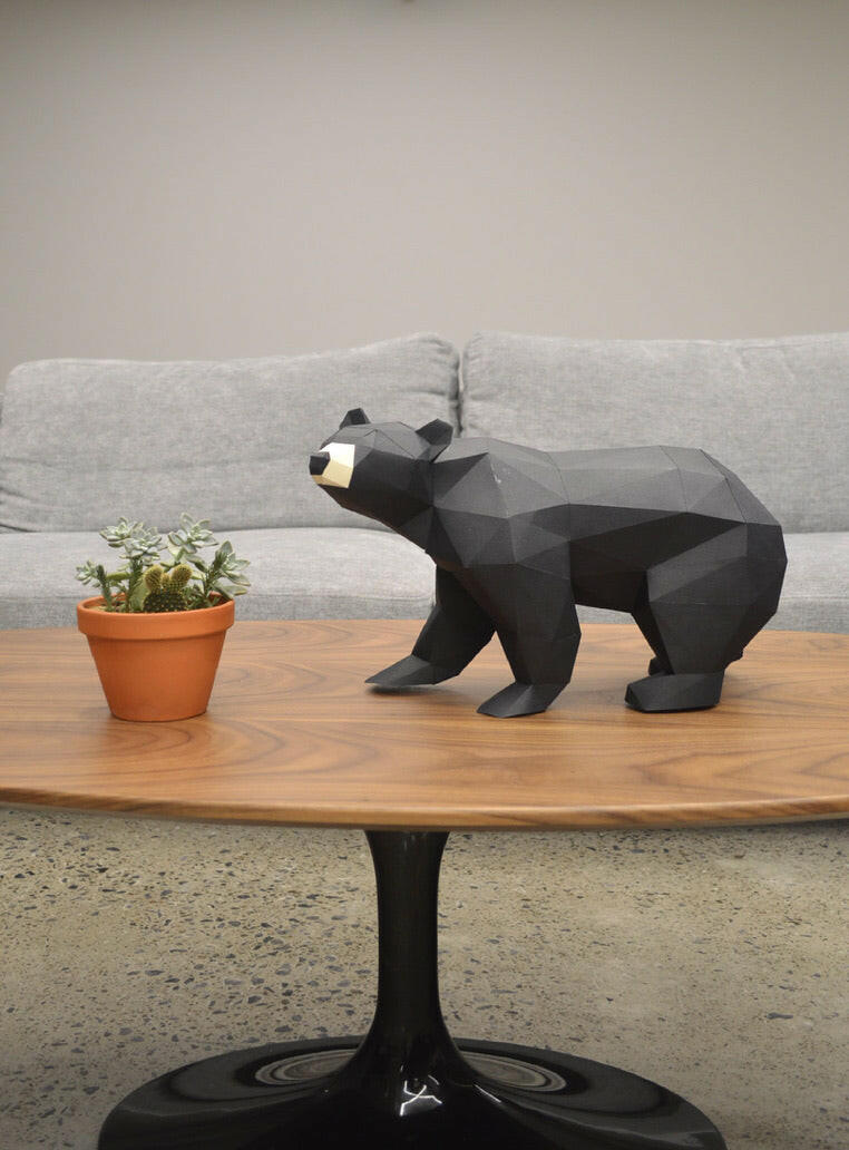 Black Bear - papercraft kit low-poly style