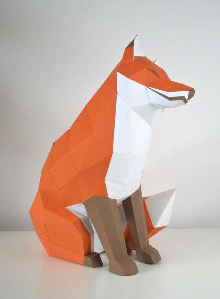 Fox Sitting - papercraft kit low-poly style