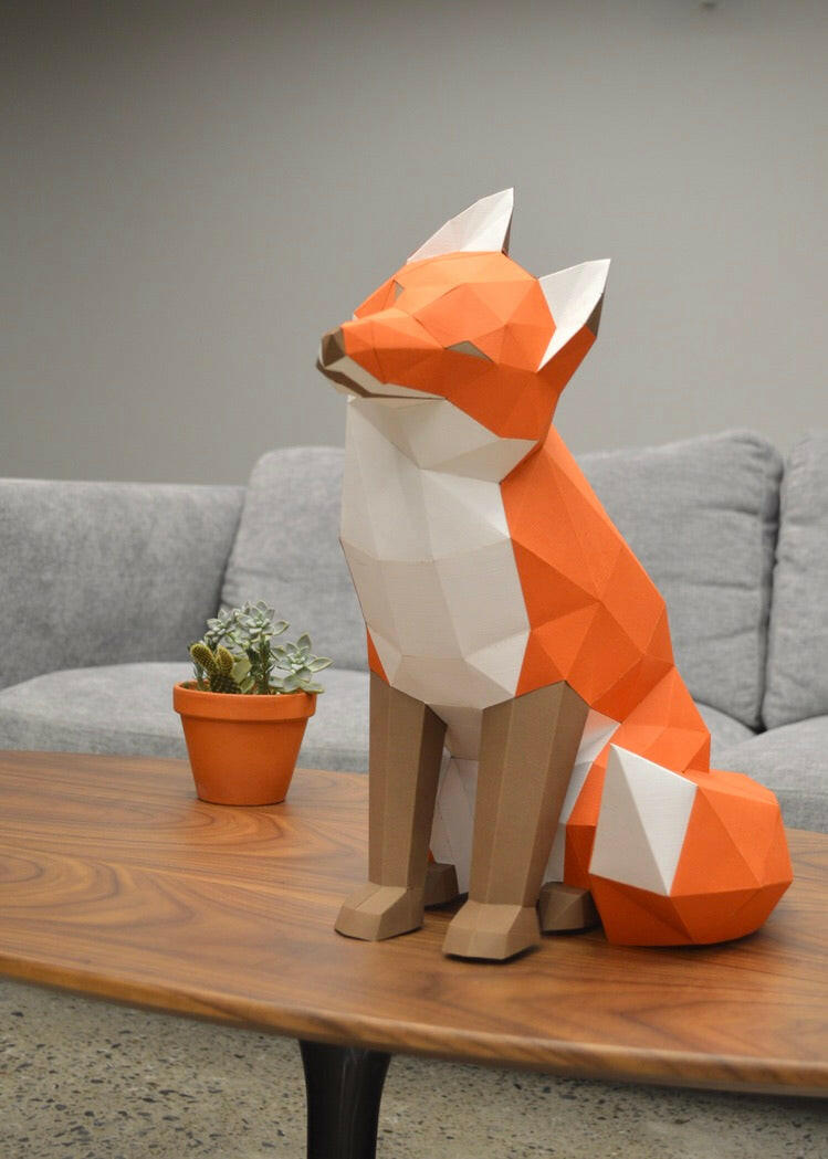 Fox Sitting - papercraft kit low-poly style