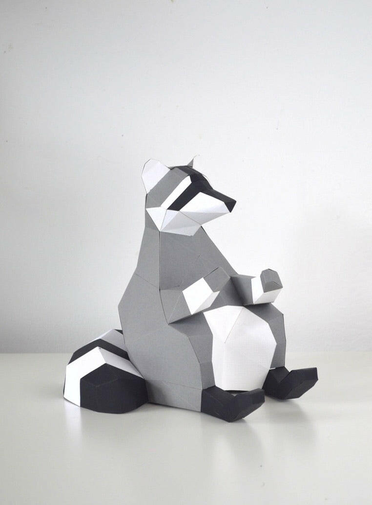 Raccoon - papercraft kit low-poly style